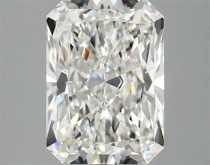 3.08 Carat · RADIANT · F · VVS2 · IGI · Excellent Cut