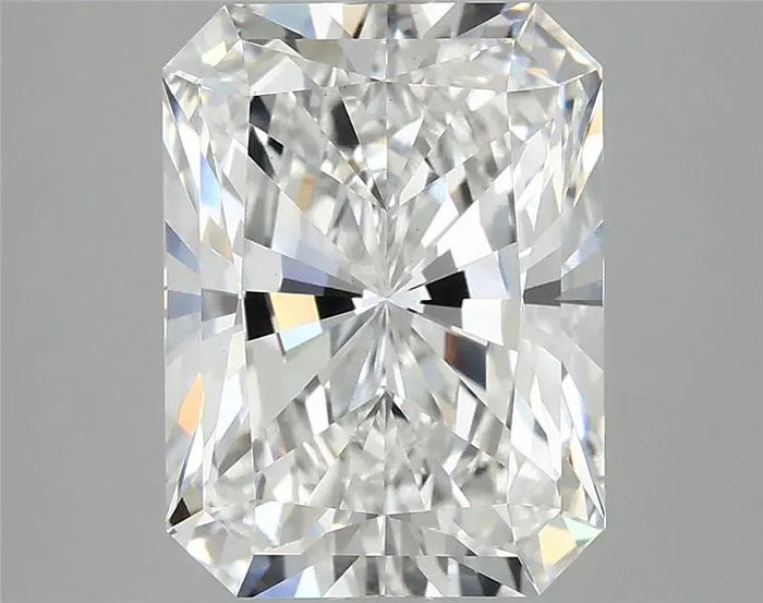 4.09 Carat · RADIANT · E · VVS2 · IGI · Excellent Cut