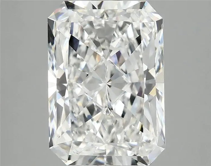 3.89 Carat · RADIANT · E · VVS2 · IGI · Excellent Cut
