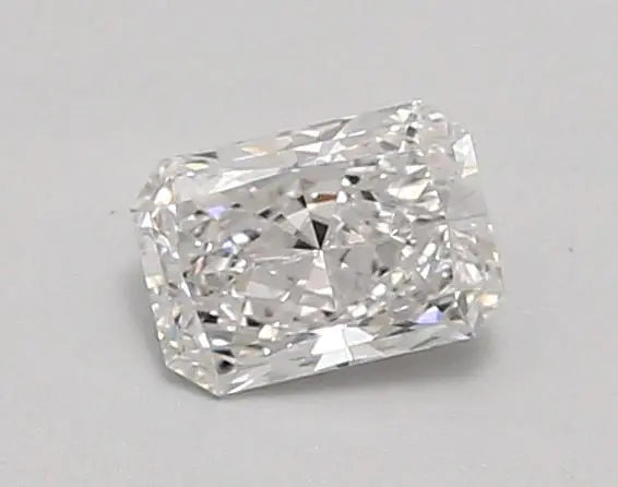 0.69 Carat · RADIANT · E · VVS1 · IGI · Excellent Cut