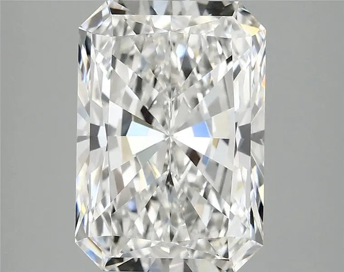 3.88 Carat · RADIANT · E · VVS2 · IGI · Excellent Cut