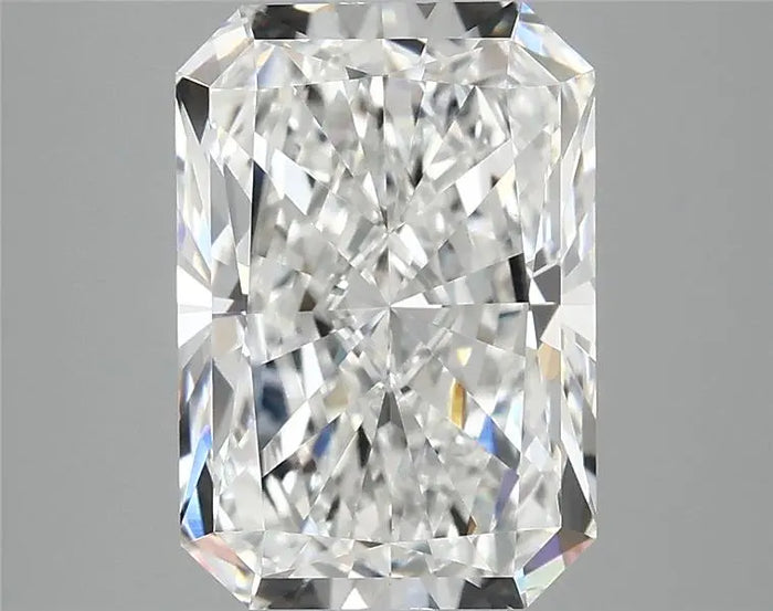 3.92 Carat · RADIANT · E · VVS2 · IGI · Excellent Cut