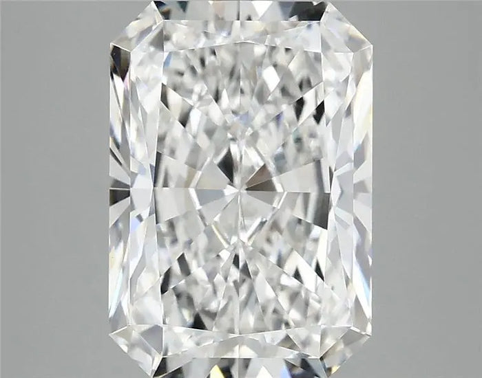 4.08 Carat · RADIANT · D · VVS2 · IGI · Excellent Cut