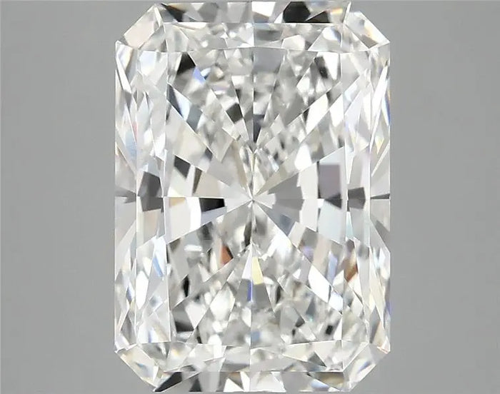 4.02 Carat · RADIANT · E · VVS2 · IGI · Excellent Cut