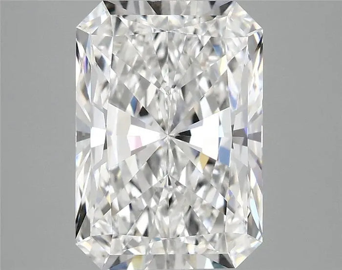 4.15 Carat · RADIANT · D · VVS2 · IGI · Excellent Cut