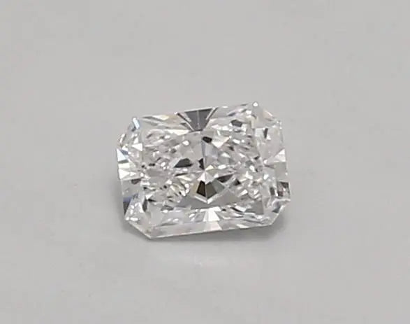 0.33 Carat · RADIANT · D · VVS2 · IGI · Very Good Cut
