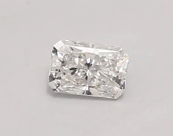 0.34 Carat · RADIANT · D · VS2 · IGI · Very Good Cut