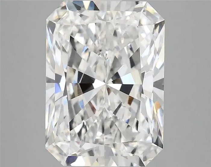 4.09 Carat · RADIANT · D · VVS2 · IGI · Excellent Cut