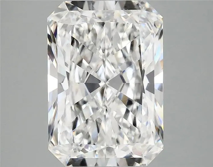 4.33 Carat · RADIANT · E · VVS2 · IGI · Excellent Cut