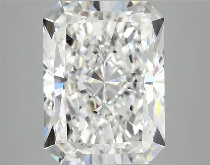 5.06 Carat · RADIANT · E · VVS2 · IGI · Excellent Cut