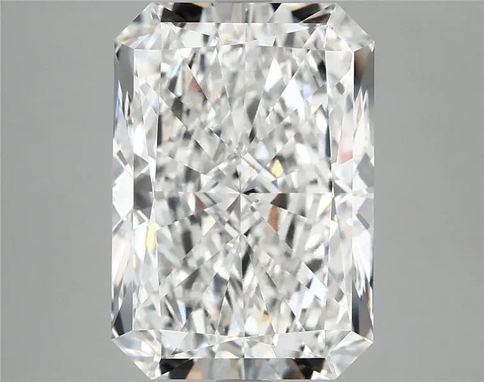 5.71 Carat · RADIANT · E · VVS2 · IGI · Excellent Cut