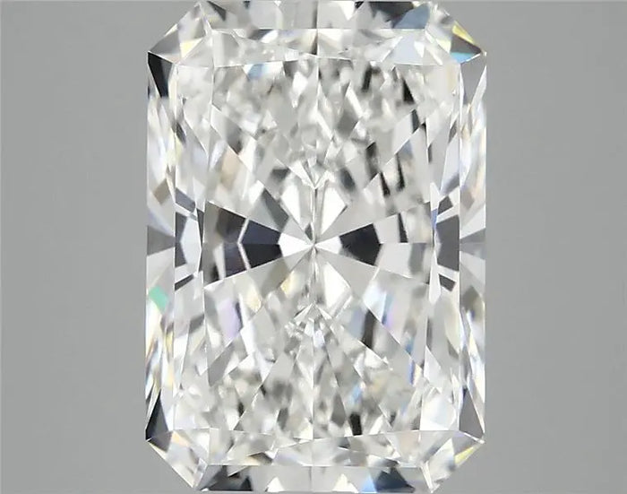 3.92 Carat · RADIANT · F · VVS2 · IGI · Excellent Cut