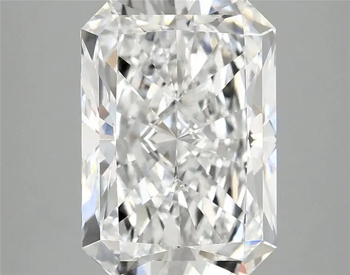 4.02 Carat · RADIANT · E · VVS2 · IGI · Excellent Cut