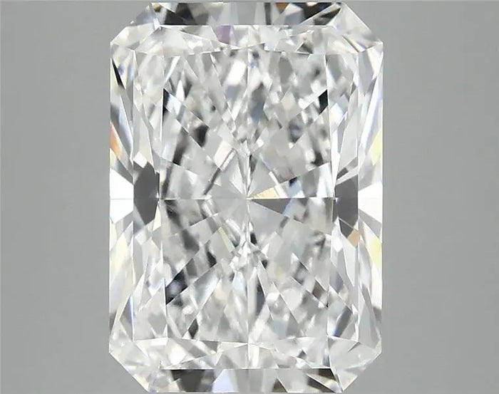4.07 Carat · RADIANT · D · VVS2 · IGI · Excellent Cut