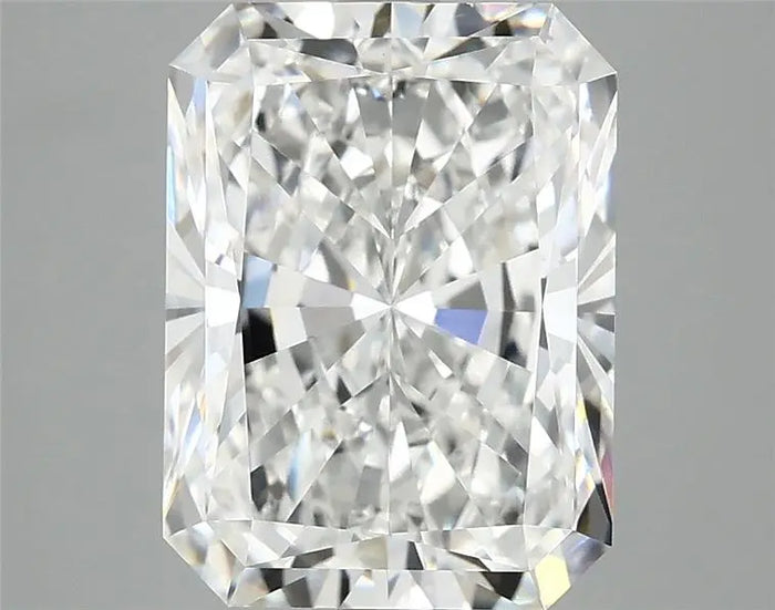 4.05 Carat · RADIANT · E · VVS2 · IGI · Excellent Cut