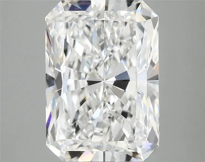 4.16 Carat · RADIANT · E · VVS2 · IGI · Excellent Cut