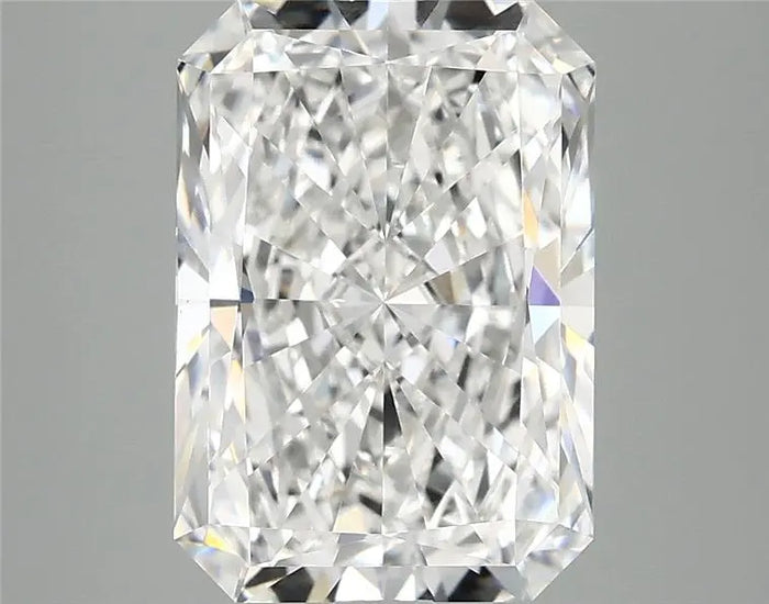 4.08 Carat · RADIANT · E · VVS2 · IGI · Excellent Cut