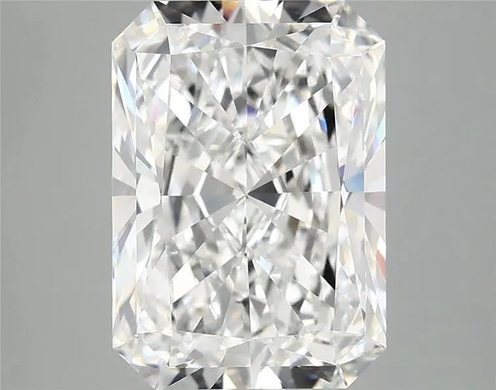 4.16 Carat · RADIANT · D · VVS2 · IGI · Excellent Cut