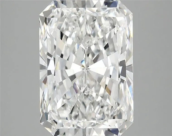 4.19 Carat · RADIANT · E · VVS2 · IGI · Excellent Cut