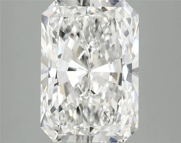 3.84 Carat · RADIANT · E · VVS2 · IGI · Excellent Cut