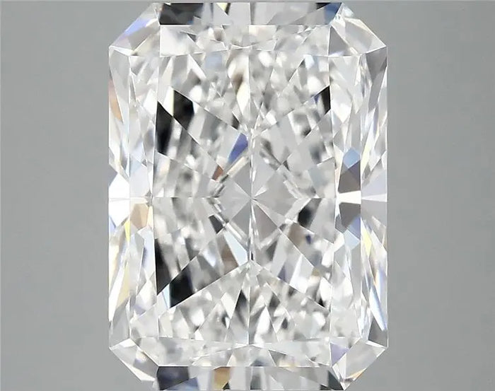 4.93 Carat · RADIANT · E · VVS2 · IGI · Excellent Cut