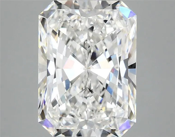 4.16 Carat · RADIANT · E · VVS2 · IGI · Excellent Cut