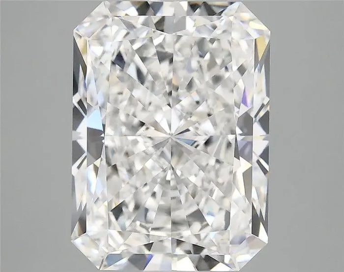 4.08 Carat · RADIANT · E · VVS2 · IGI · Excellent Cut