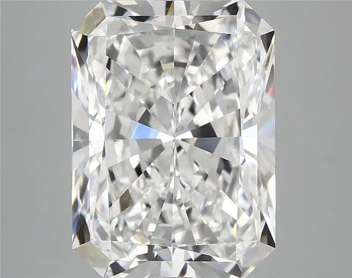 4.98 Carat · RADIANT · E · VVS2 · IGI · Excellent Cut