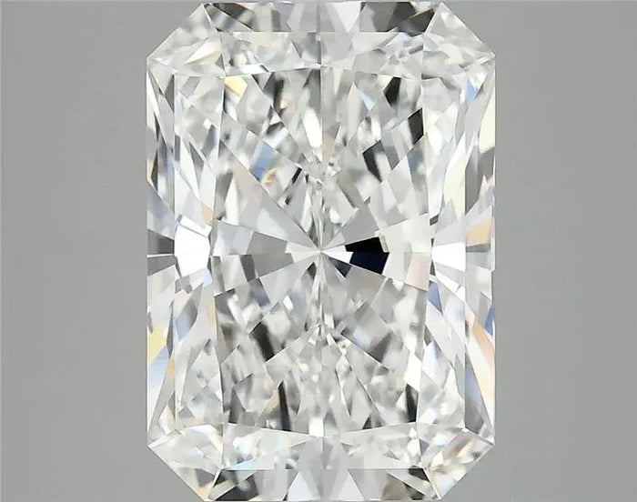 4.05 Carat · RADIANT · E · VVS2 · IGI · Excellent Cut