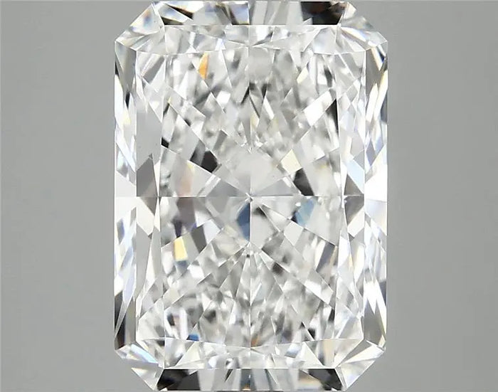 4.05 Carat · RADIANT · E · VVS2 · IGI · Excellent Cut