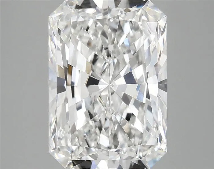 3.90 Carat · RADIANT · E · VVS2 · IGI · Excellent Cut