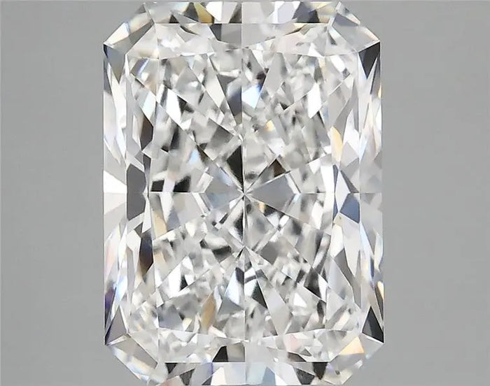 3.91 Carat · RADIANT · E · VVS2 · IGI · Excellent Cut