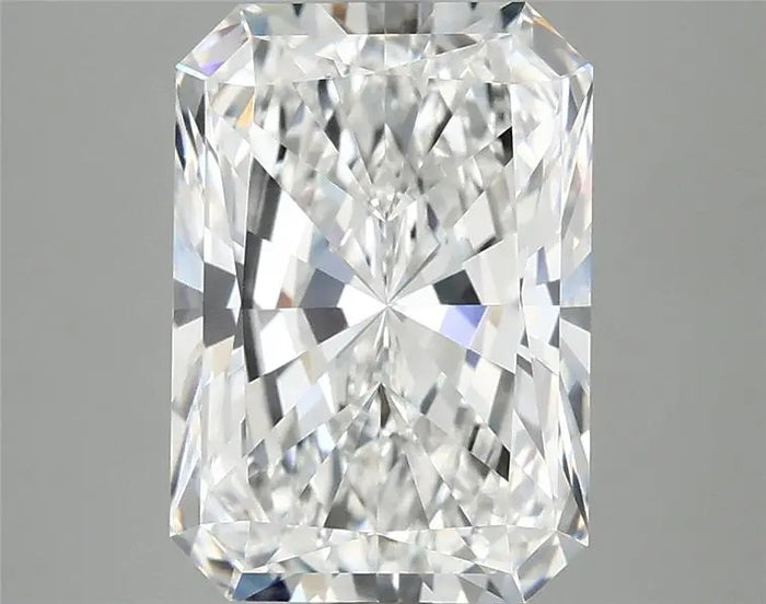 3.84 Carat · RADIANT · E · VVS2 · IGI · Excellent Cut