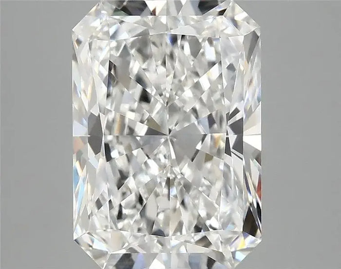 4.09 Carat · RADIANT · E · VVS2 · IGI · Excellent Cut