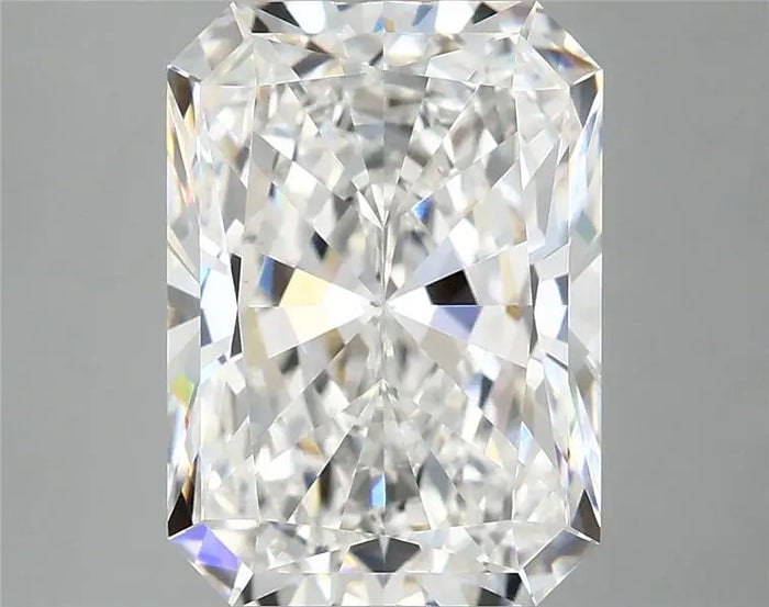 3.74 Carat · RADIANT · F · VVS2 · IGI · Excellent Cut