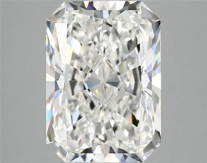 3.90 Carat · RADIANT · E · VVS2 · IGI · Excellent Cut