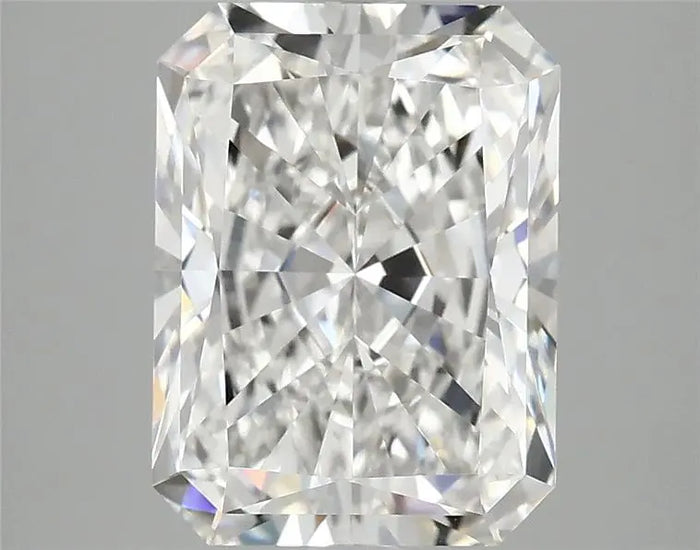 3.94 Carat · RADIANT · E · VVS2 · IGI · Excellent Cut