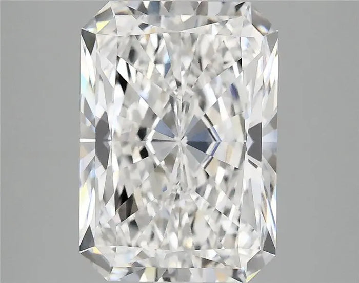 4.02 Carat · RADIANT · E · VVS2 · IGI · Excellent Cut