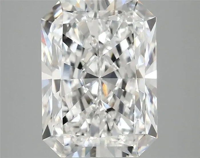 4.01 Carat · RADIANT · E · VVS2 · IGI · Excellent Cut