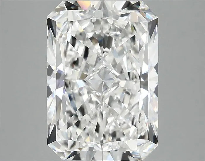 4.09 Carat · RADIANT · E · VVS2 · IGI · Excellent Cut