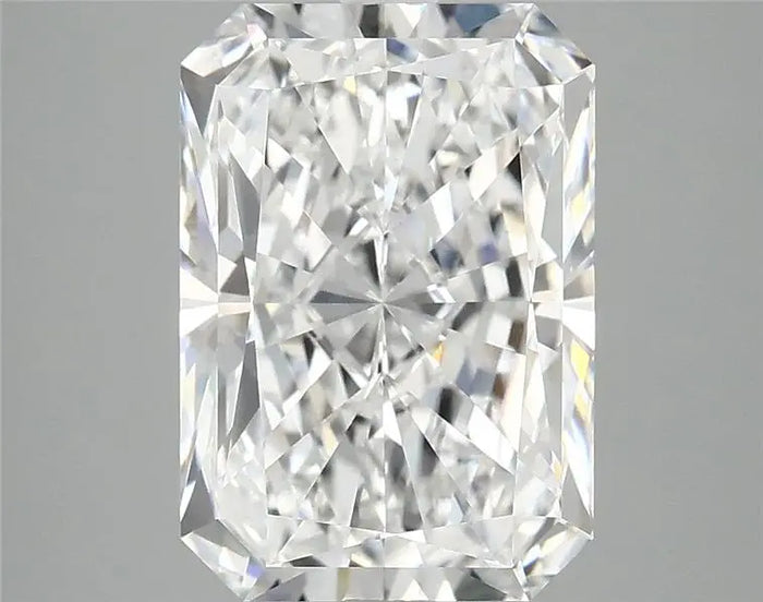 4.18 Carat · RADIANT · D · VVS2 · IGI · Excellent Cut