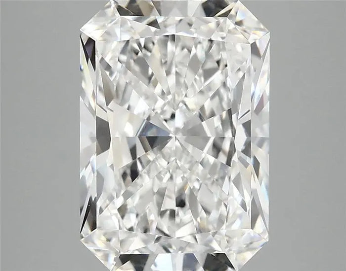 4.05 Carat · RADIANT · E · VVS2 · IGI · Excellent Cut