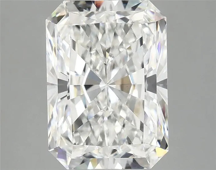3.81 Carat · RADIANT · E · VVS2 · IGI · Excellent Cut