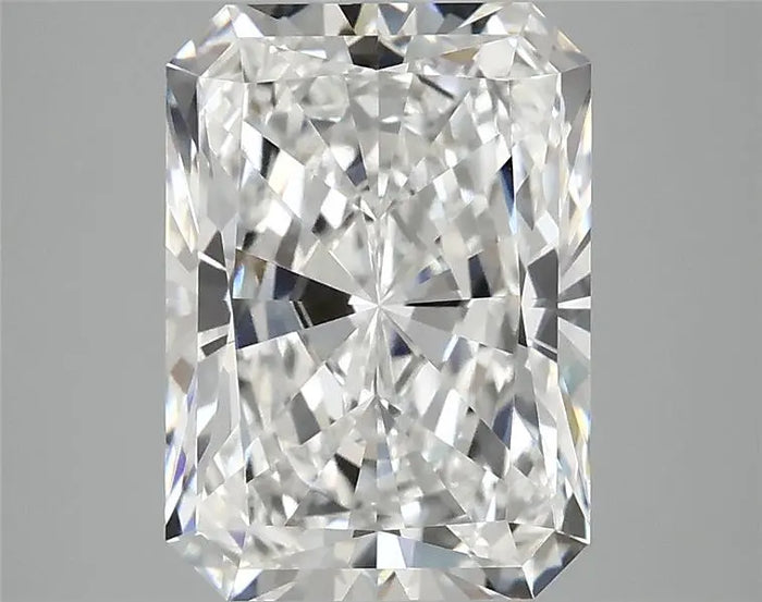 3.92 Carat · RADIANT · E · VVS2 · IGI · Excellent Cut