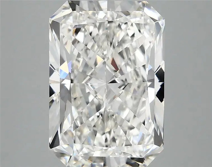 3.87 Carat · RADIANT · F · VVS2 · IGI · Excellent Cut