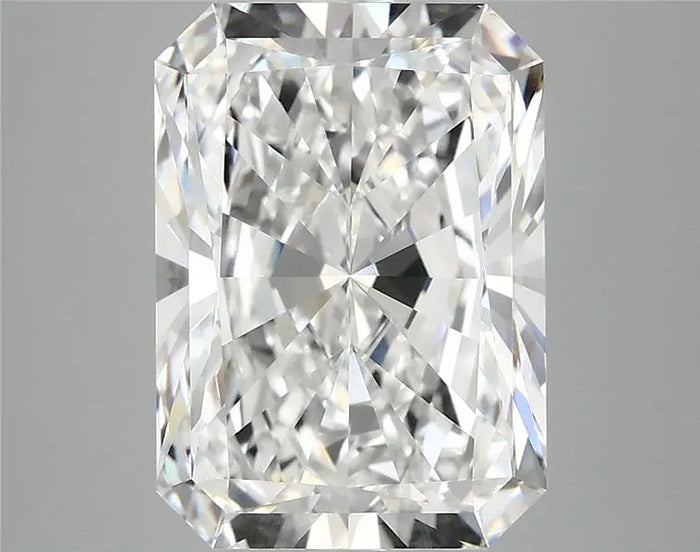 4.92 Carat · RADIANT · E · VS1 · IGI · Excellent Cut
