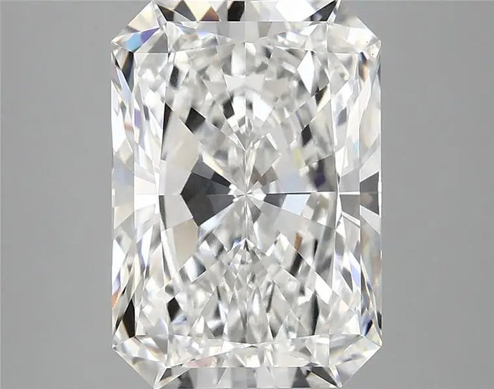 4.09 Carat · RADIANT · E · VVS2 · IGI · Excellent Cut
