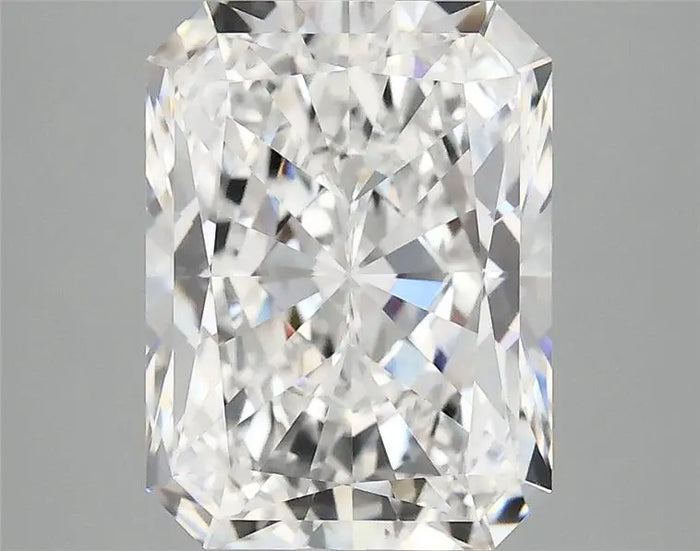 3.84 Carat · RADIANT · E · VVS2 · IGI · Excellent Cut
