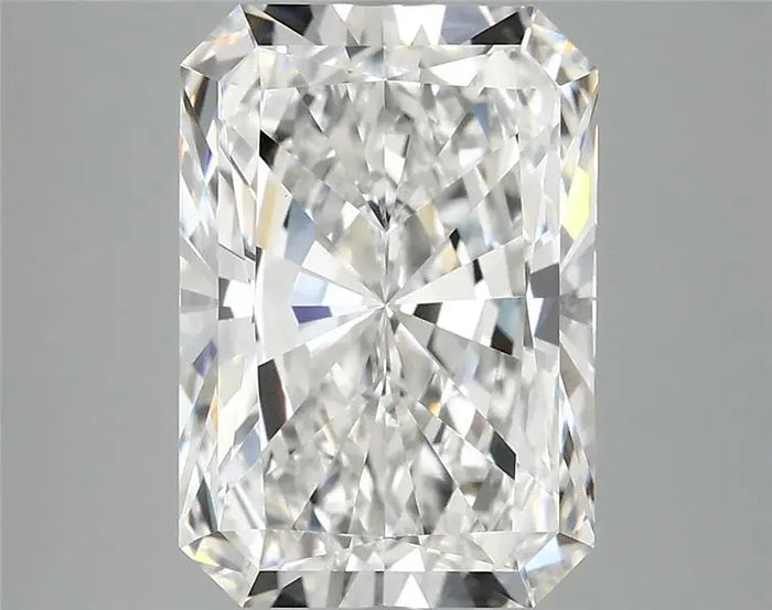 3.81 Carat · RADIANT · E · VVS2 · IGI · Excellent Cut