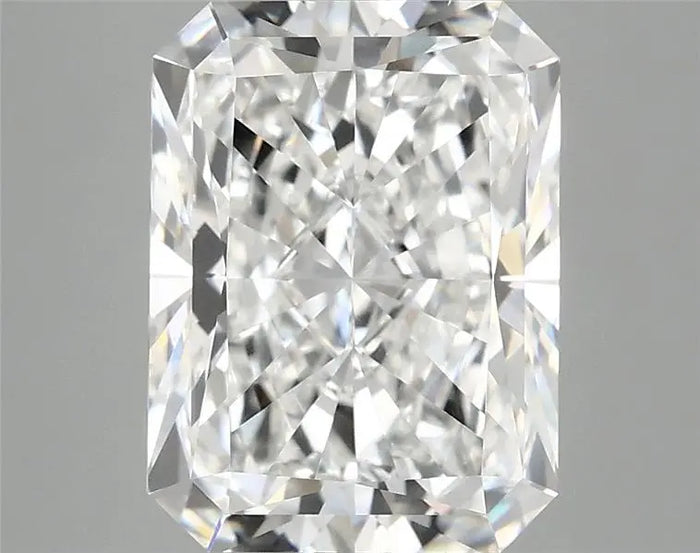 4.05 Carat · RADIANT · E · VVS2 · IGI · Excellent Cut